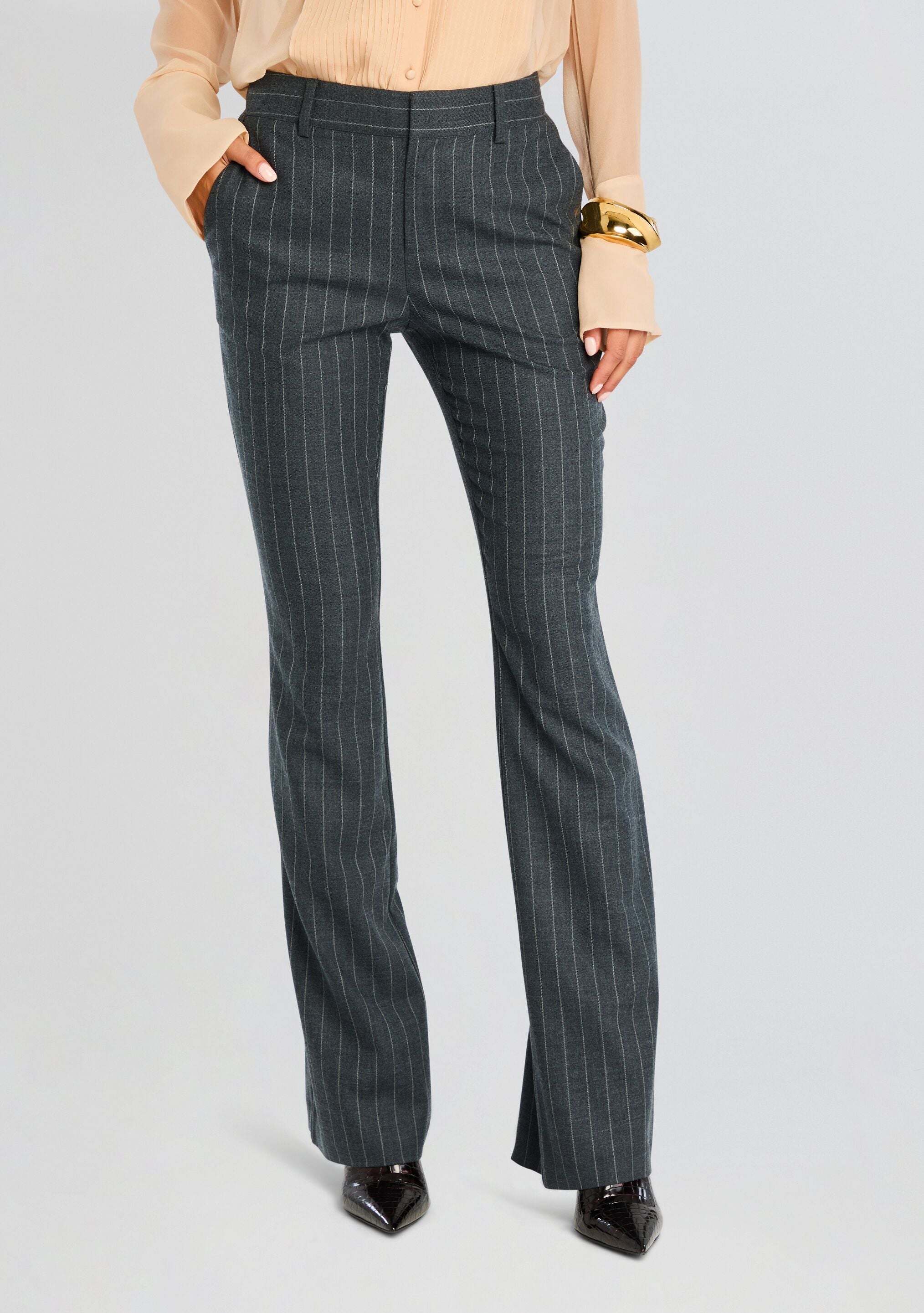 Devlynn Pant-Stylulu