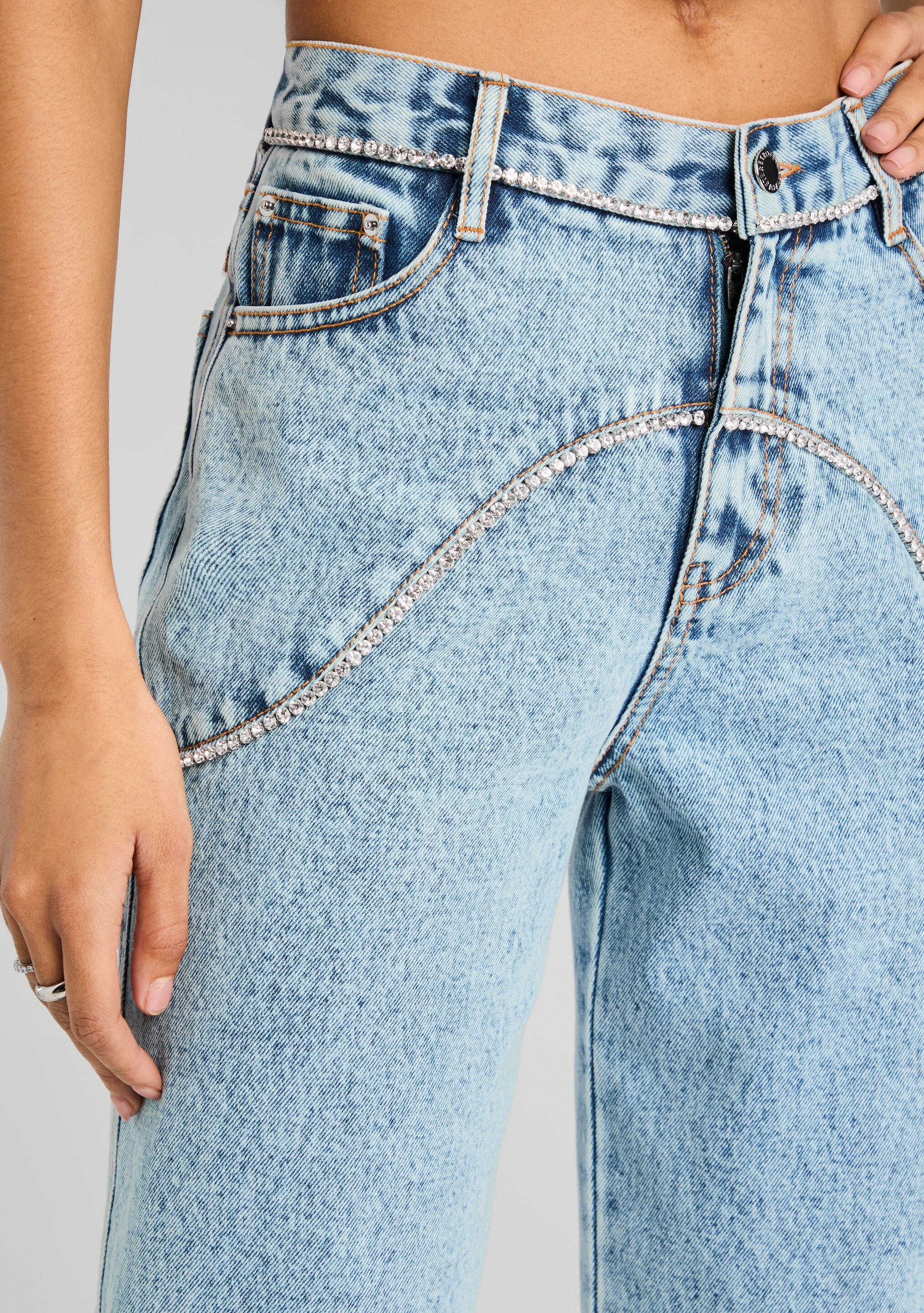 Izzie Embellished Jean-Stylulu