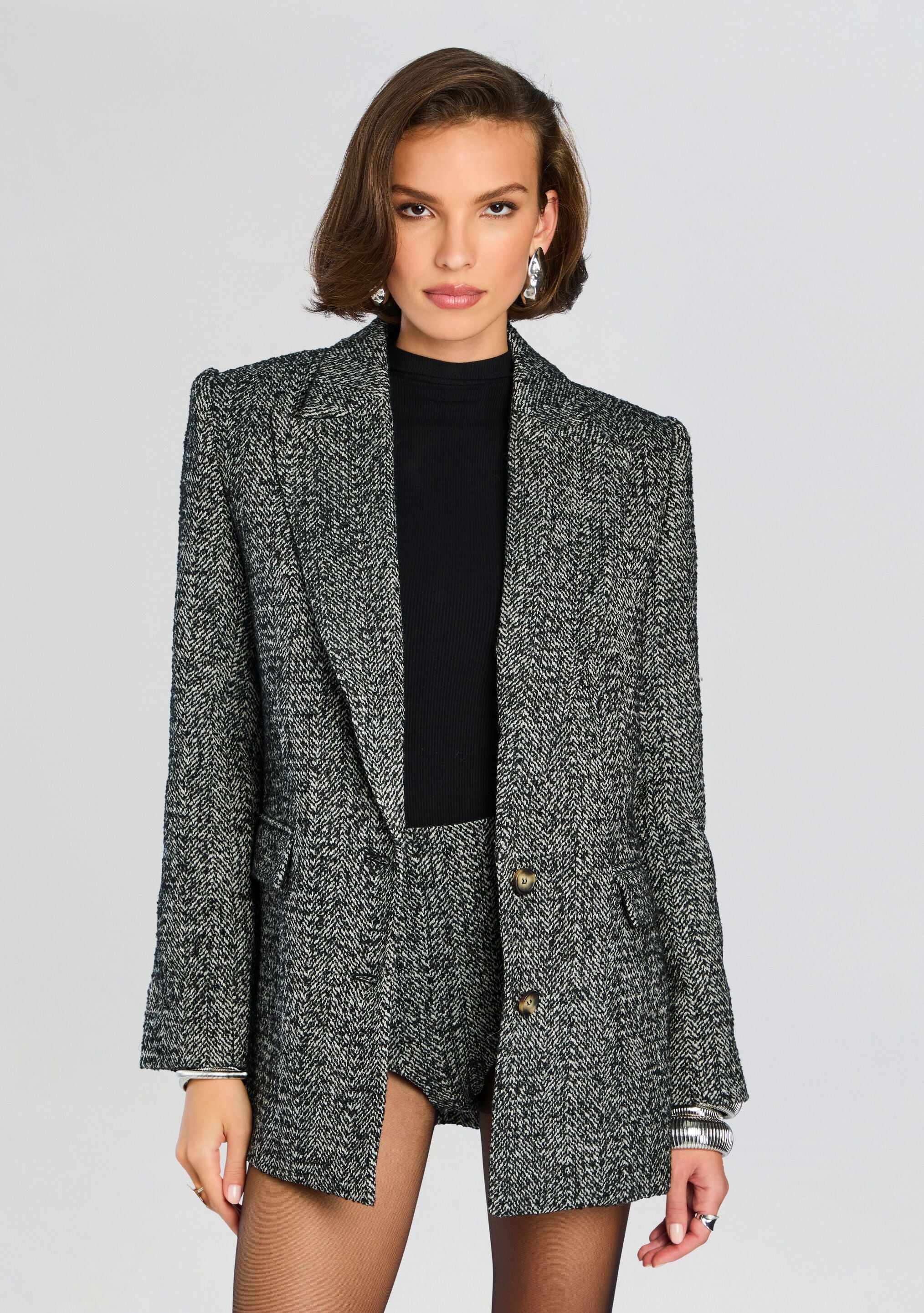 Cecilia Blazer-Stylulu