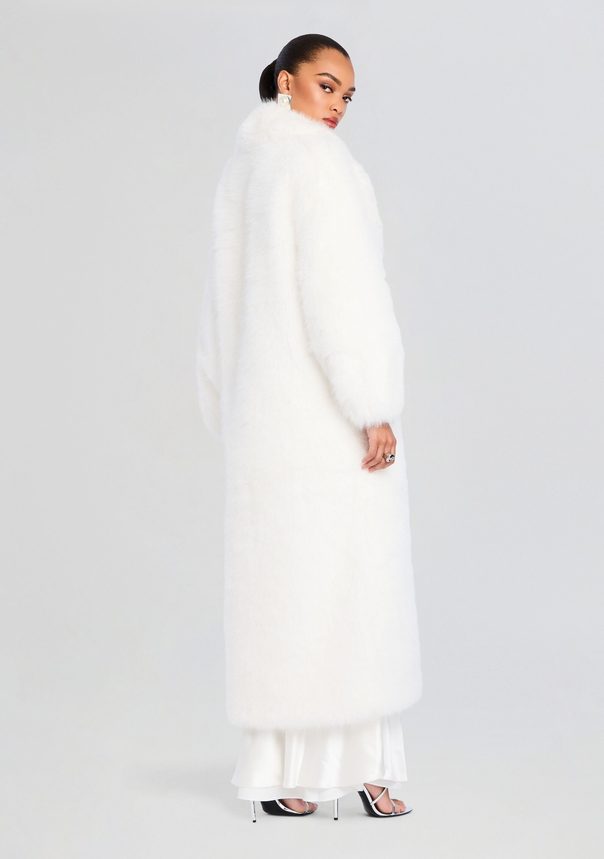 Dasha Faux Fur Jacket-Stylulu