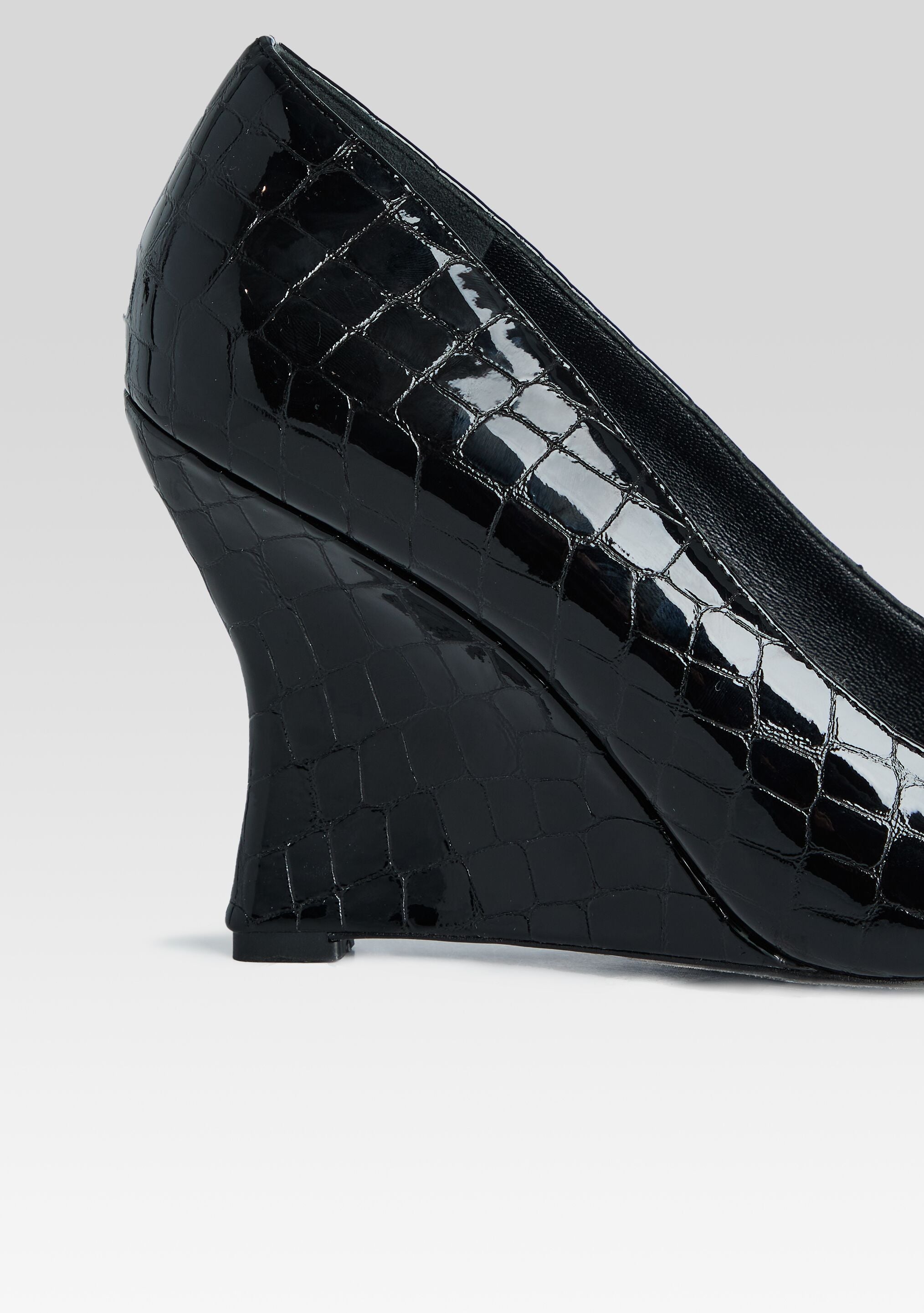 Julianna Leather Pump-Stylulu