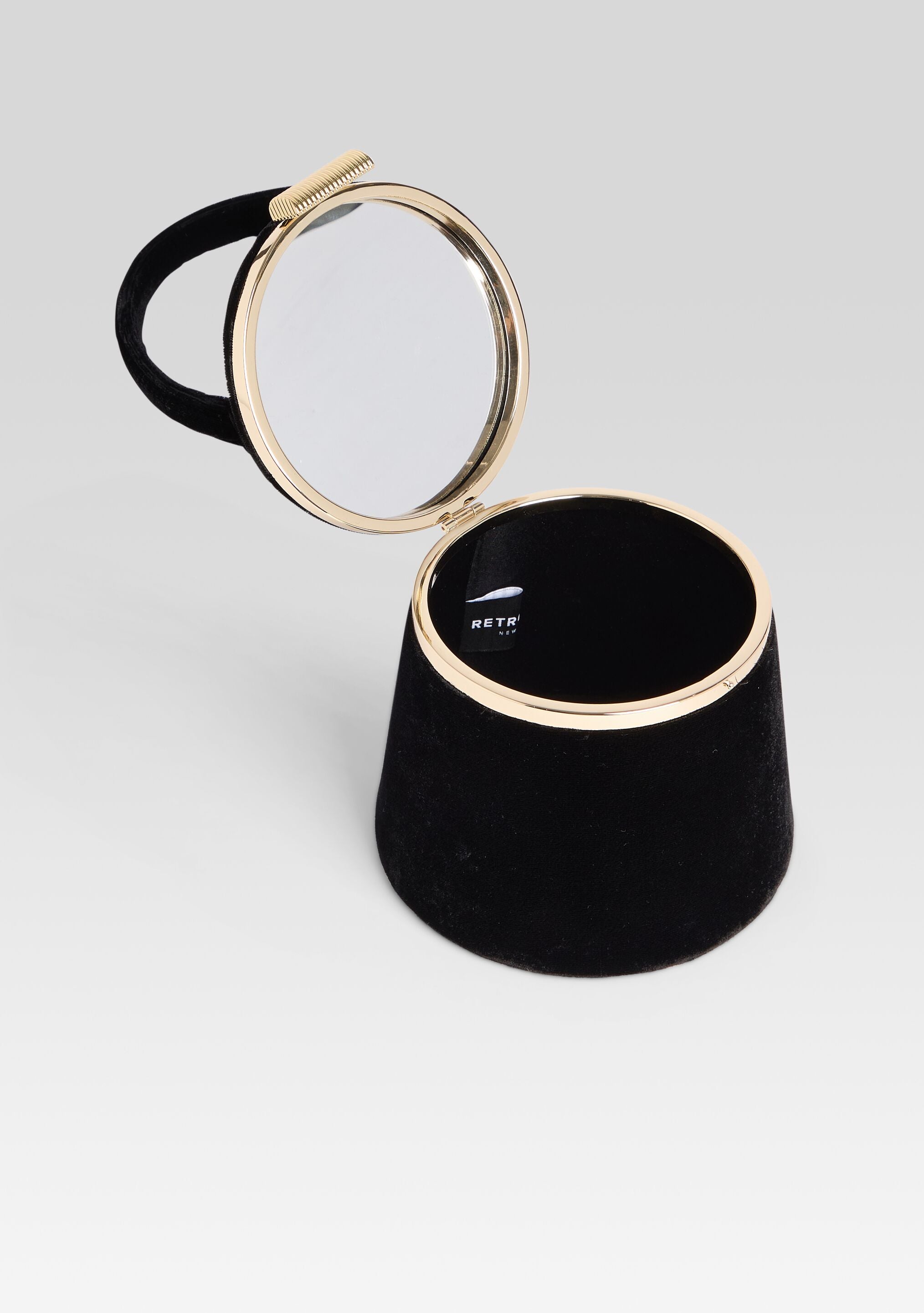 Lesla Velvet Case-Stylulu