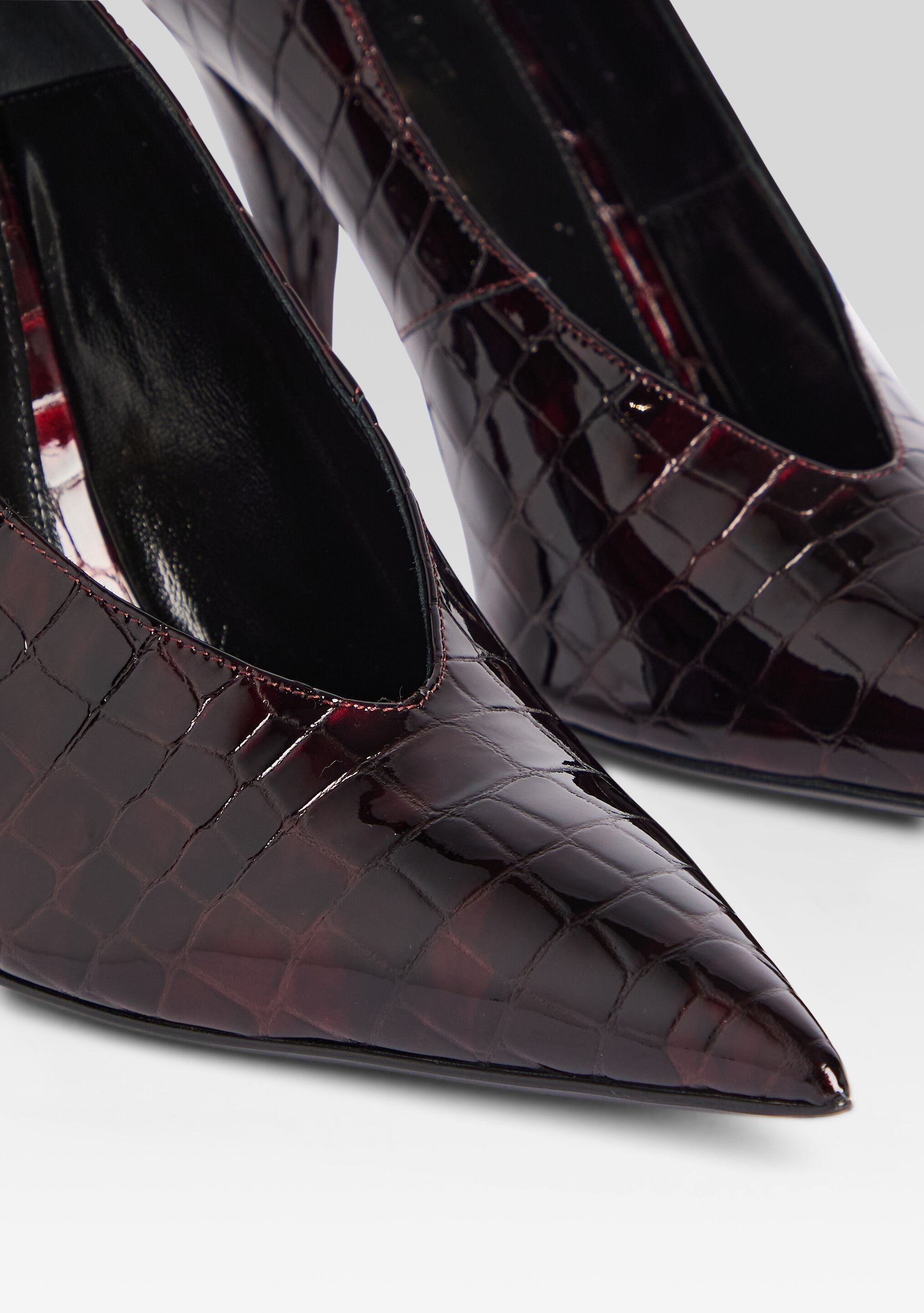 Maureen Leather Pump-Stylulu