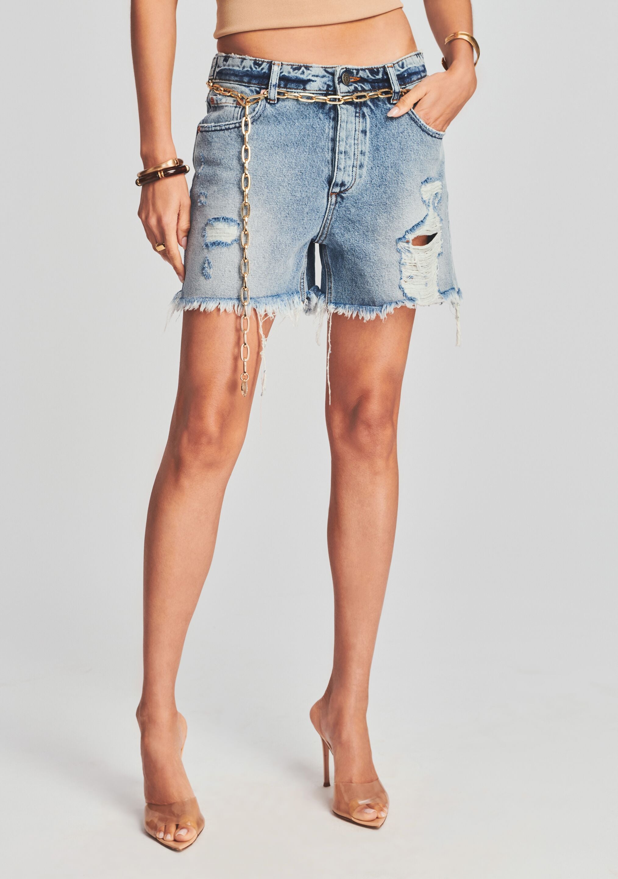 Mia Short-Stylulu
