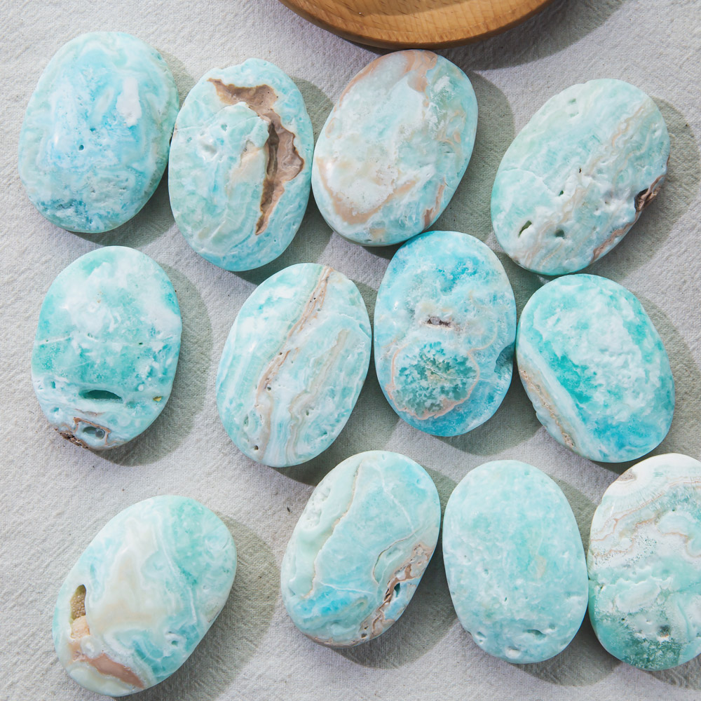 【Weekly Flash Deals】 Hemimorphite Palm Stone