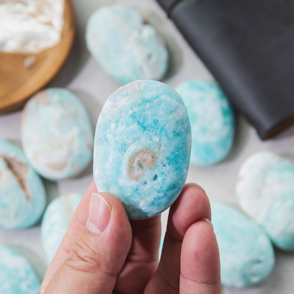 【Weekly Flash Deals】 Hemimorphite Palm Stone