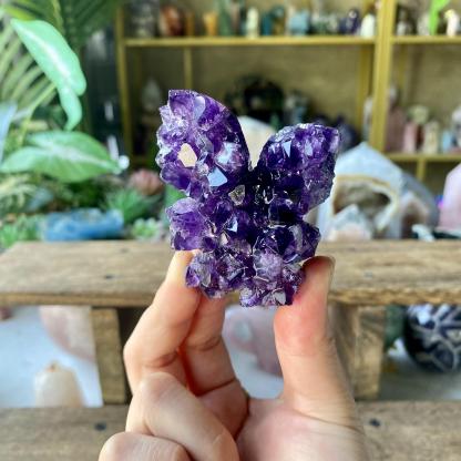 【Weekly Flash Deals】Amethyst Butterfly Cluster
