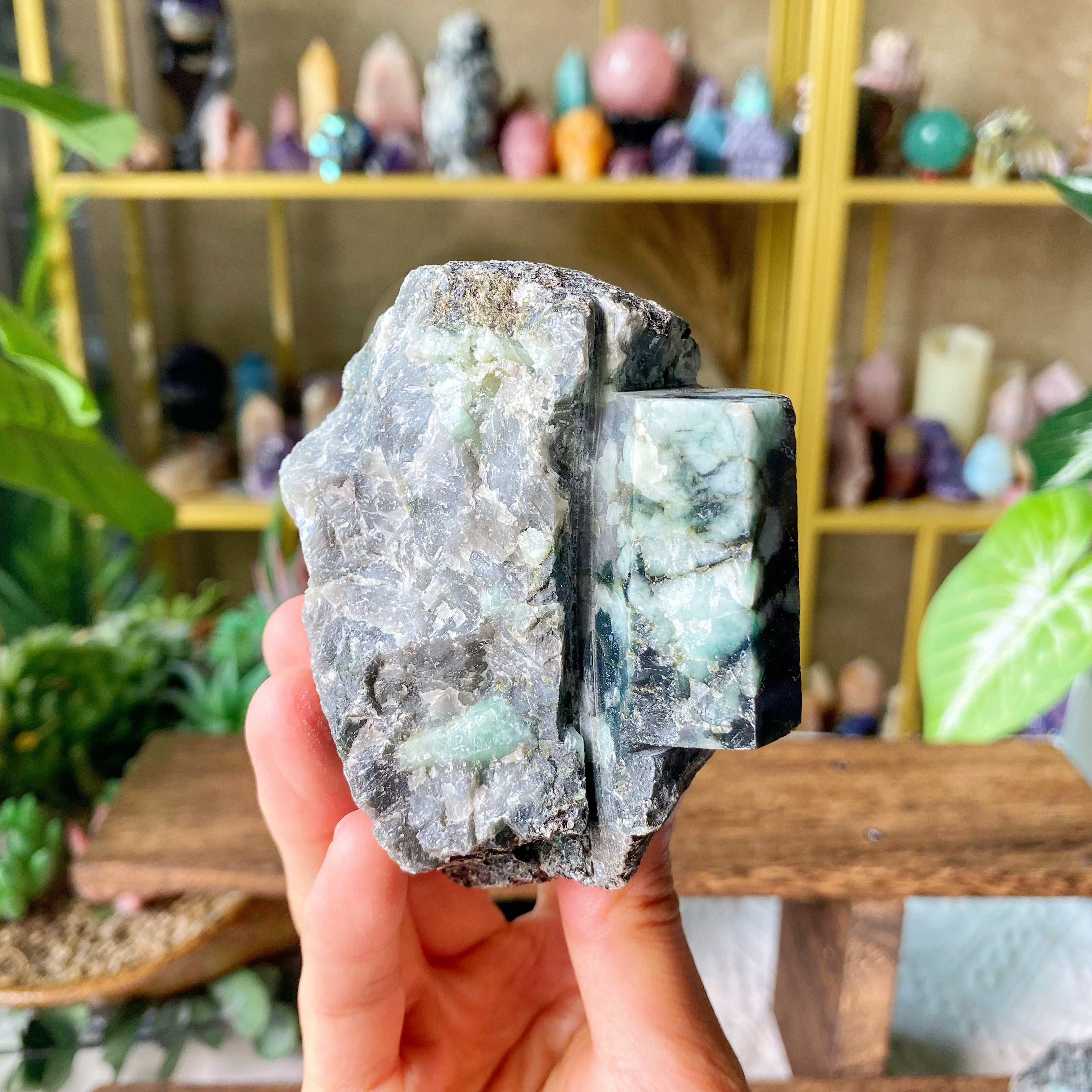 【Weekly Flash Deals】Emerald Specimen