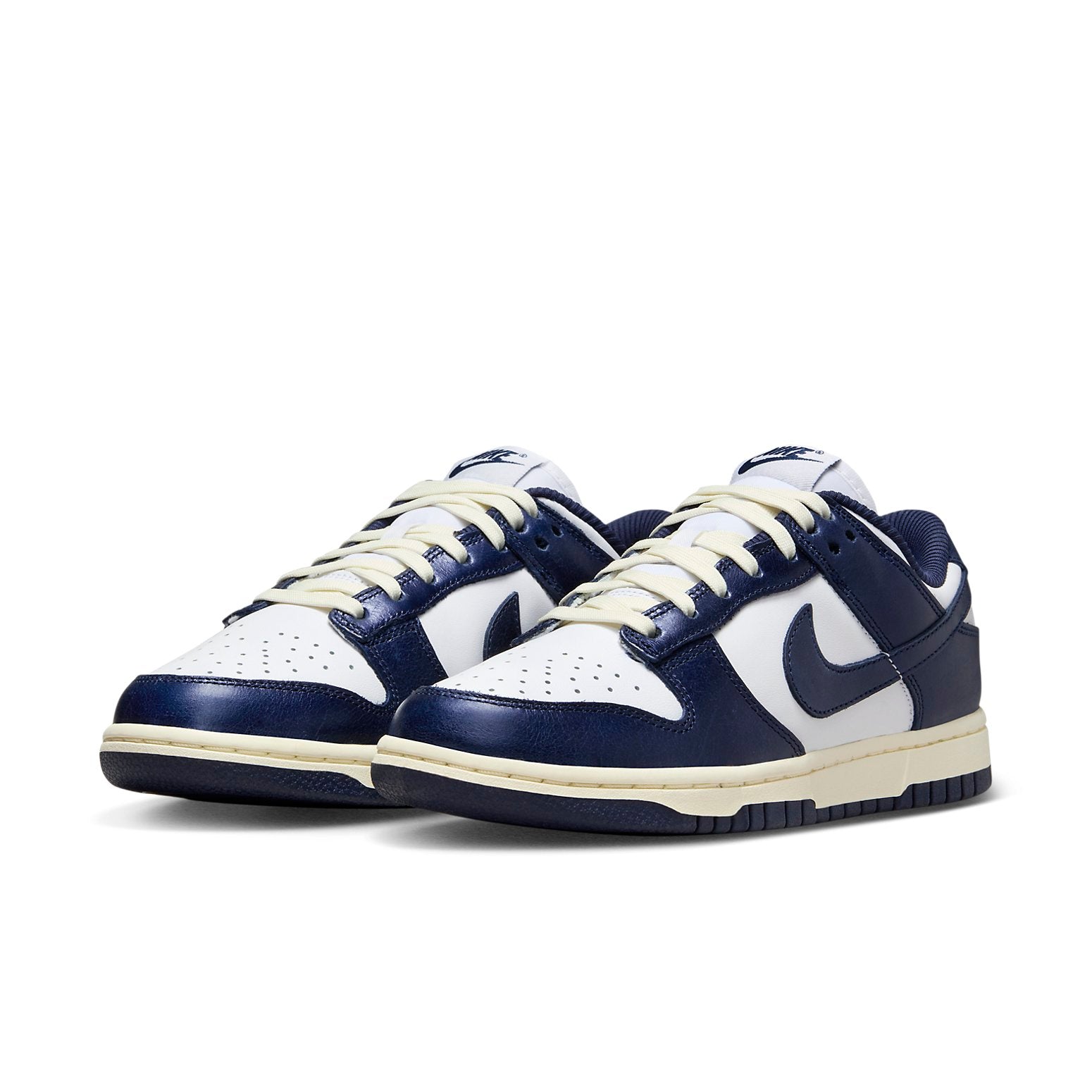 (WMNS) Nkhjgike Dunk Low 'Midnight Navy White' FN7197-100