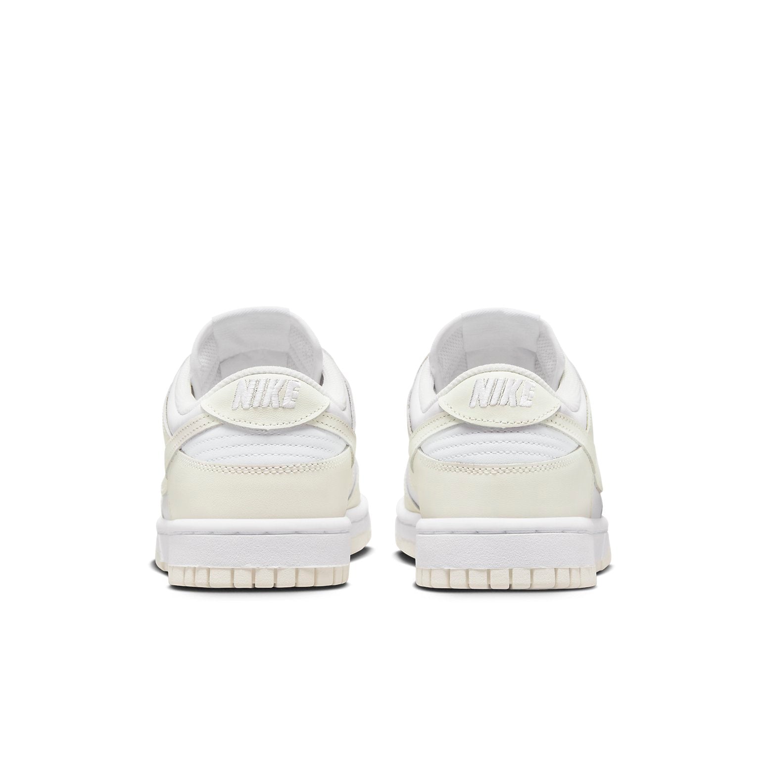 (WMNS) Nkhjgike Dunk Low 'Coconut Milk' DD1503-121