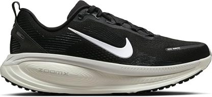 Nkhjgike Men's Vomero 18 Sneaker