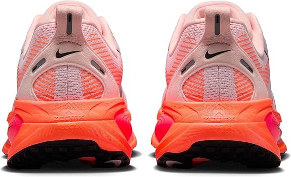 Nkhjgike Men's Vomero 18 Sneaker