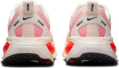 Nkhjgike Men's Vomero 18 Sneaker