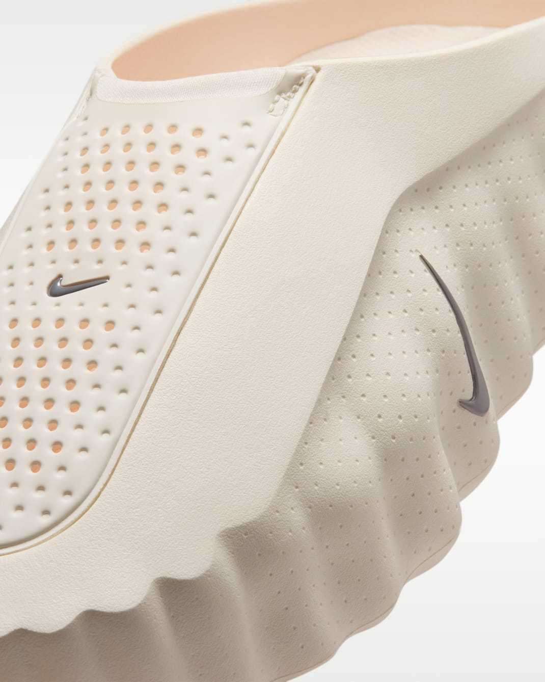 Nike Mind 001