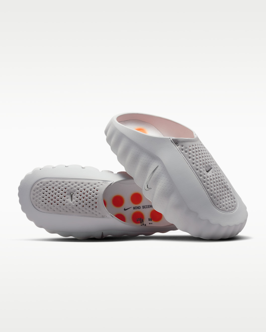 Nike Mind 001