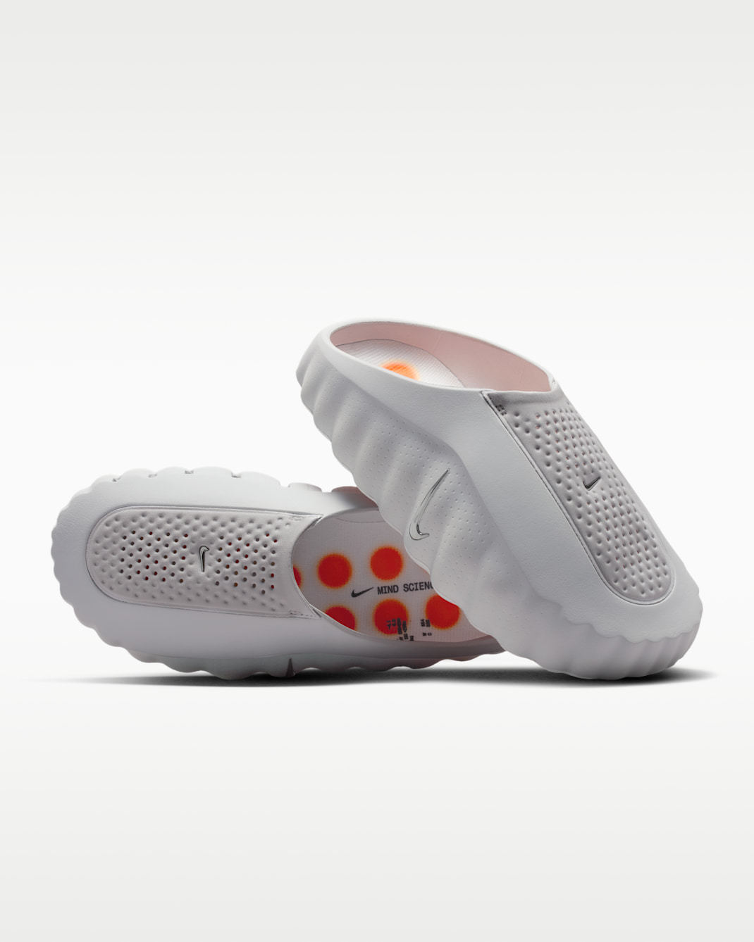 Nike Mind 001