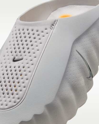 Nike Mind 001