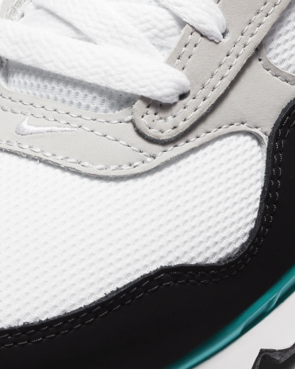 Nikhjgke Air Max Correlate 'White Black New Green'