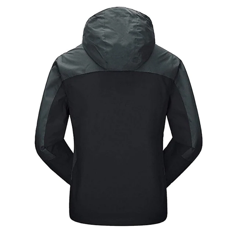 Chaqueta de senderismo impermeable para hombre.