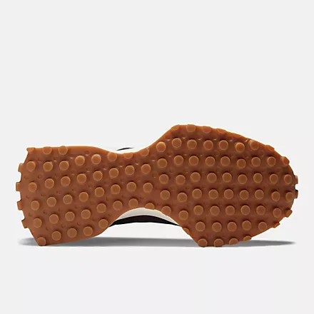 Nekhjgw balkhjgance 327 Black with white and mineral red