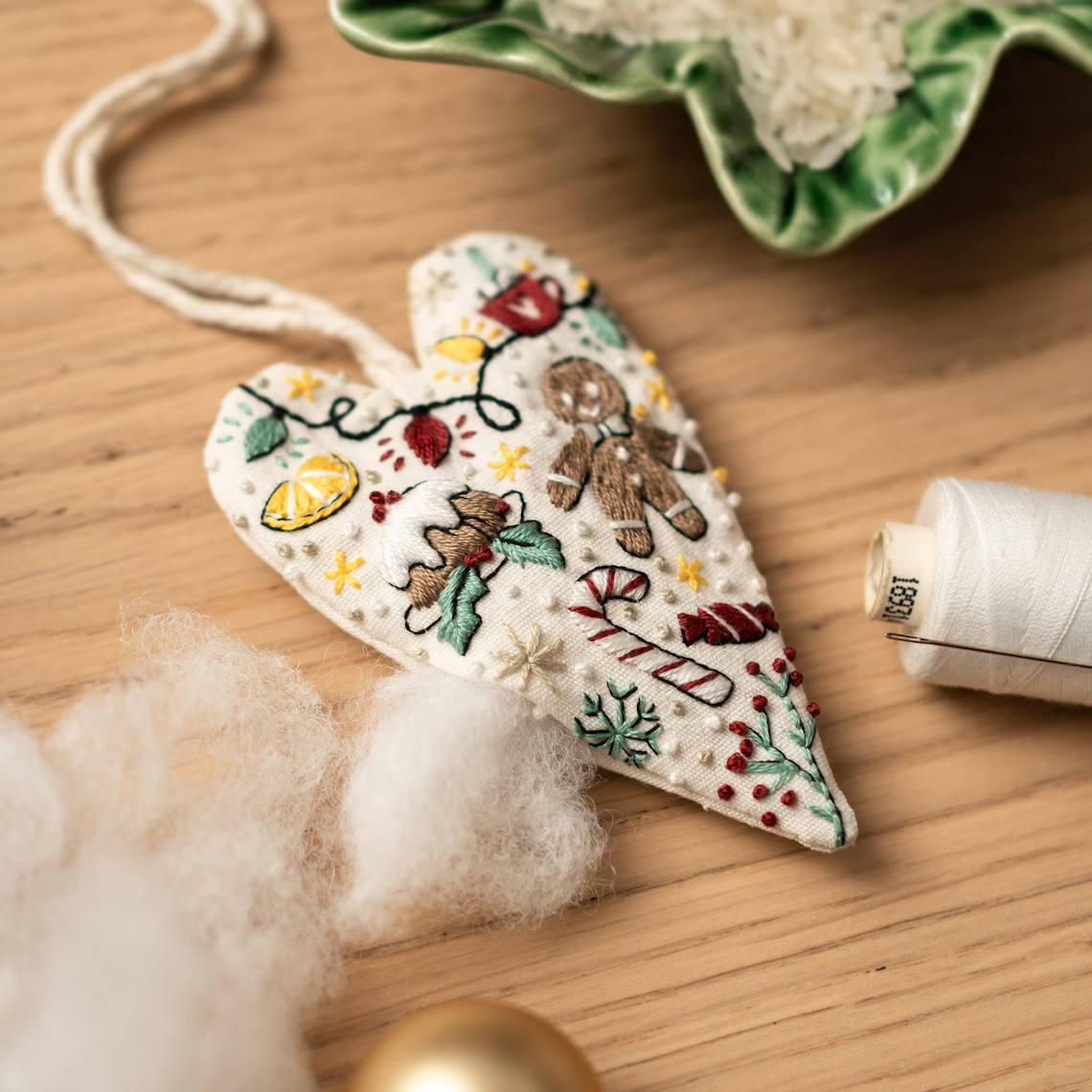 DIY Ornament for Christmas in the shape of a heart