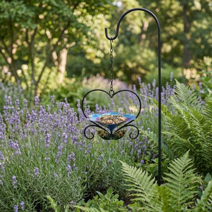 Heart-Shaped Wrought Iron Flower Bird Feeder