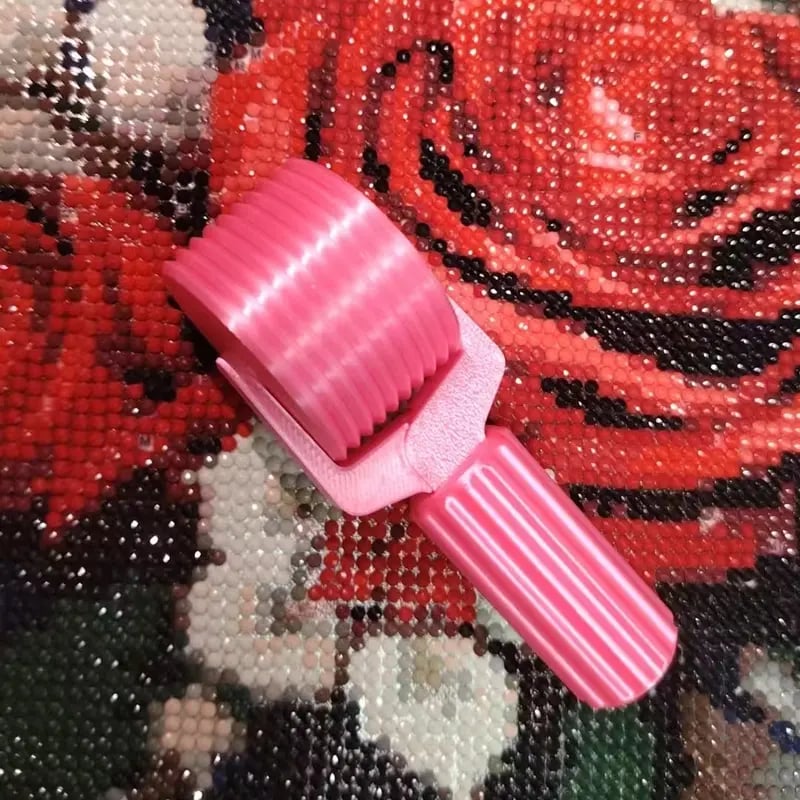 💎✨New 3D Printed Diamond Painting Roller Tool Handmade DIY Diamond-Studding Reinforcement Roller Pressure Diamond Wheel Fixer
