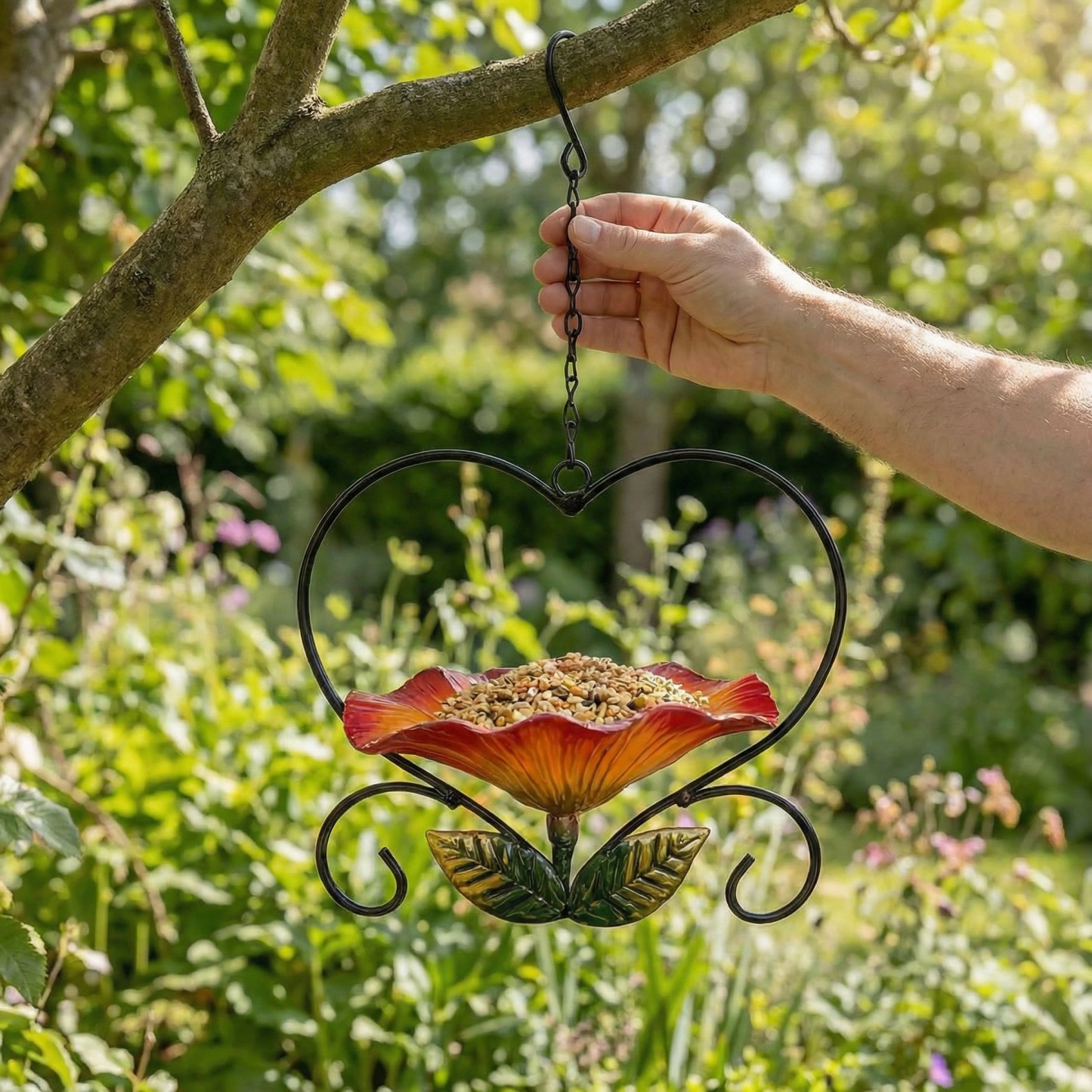 Heart-Shaped Wrought Iron Flower Bird Feeder