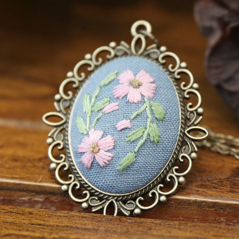 DIY Necklace - Hibiscus