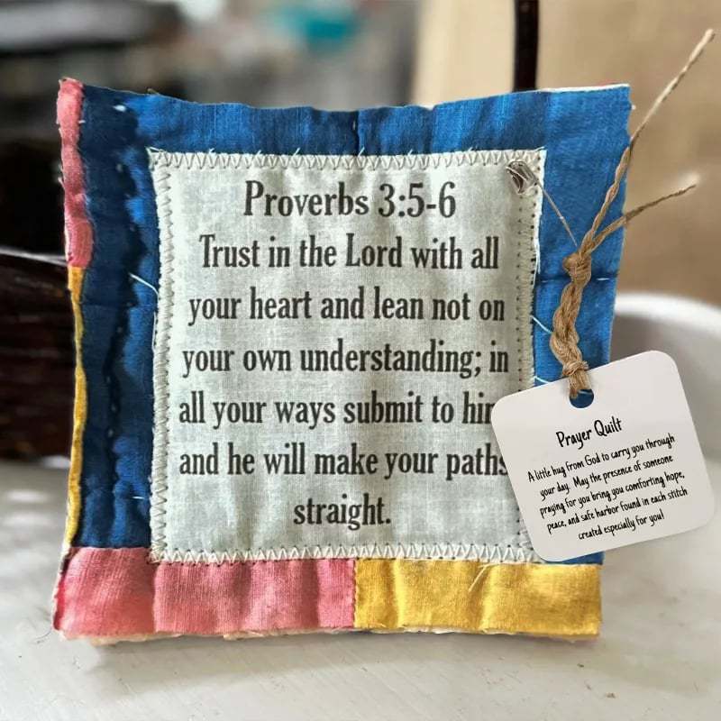 ✝️Best Encouraged And Blessed Gift-Prayer Quilt with cross inside
