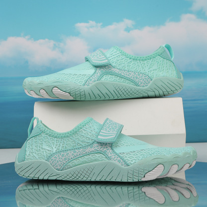 New Ultra-Light Unisex Water Shoes