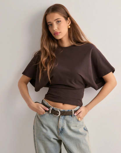 Roksana / T-shirt with wide sleeves
