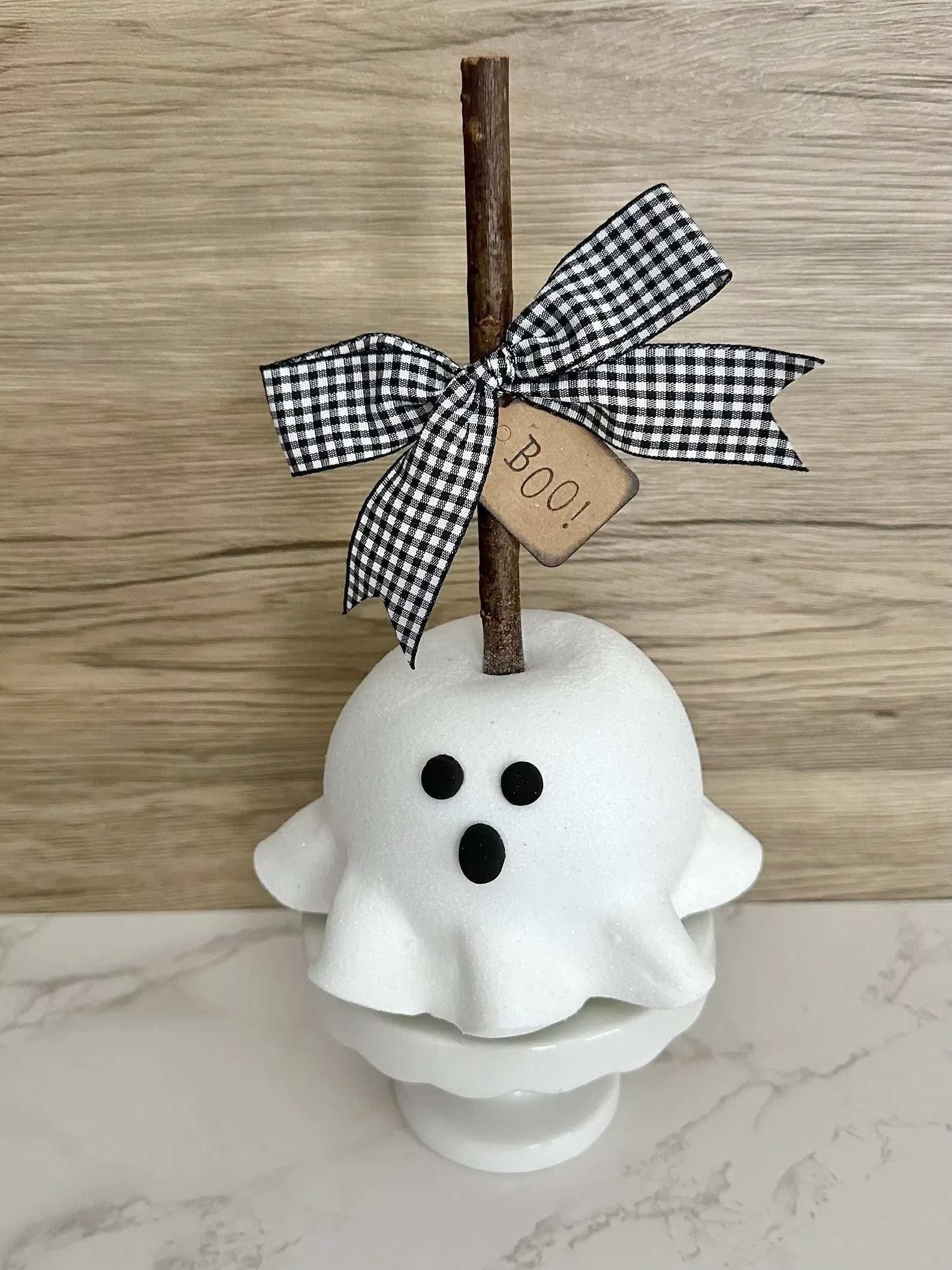 Halloween Ghost Apple