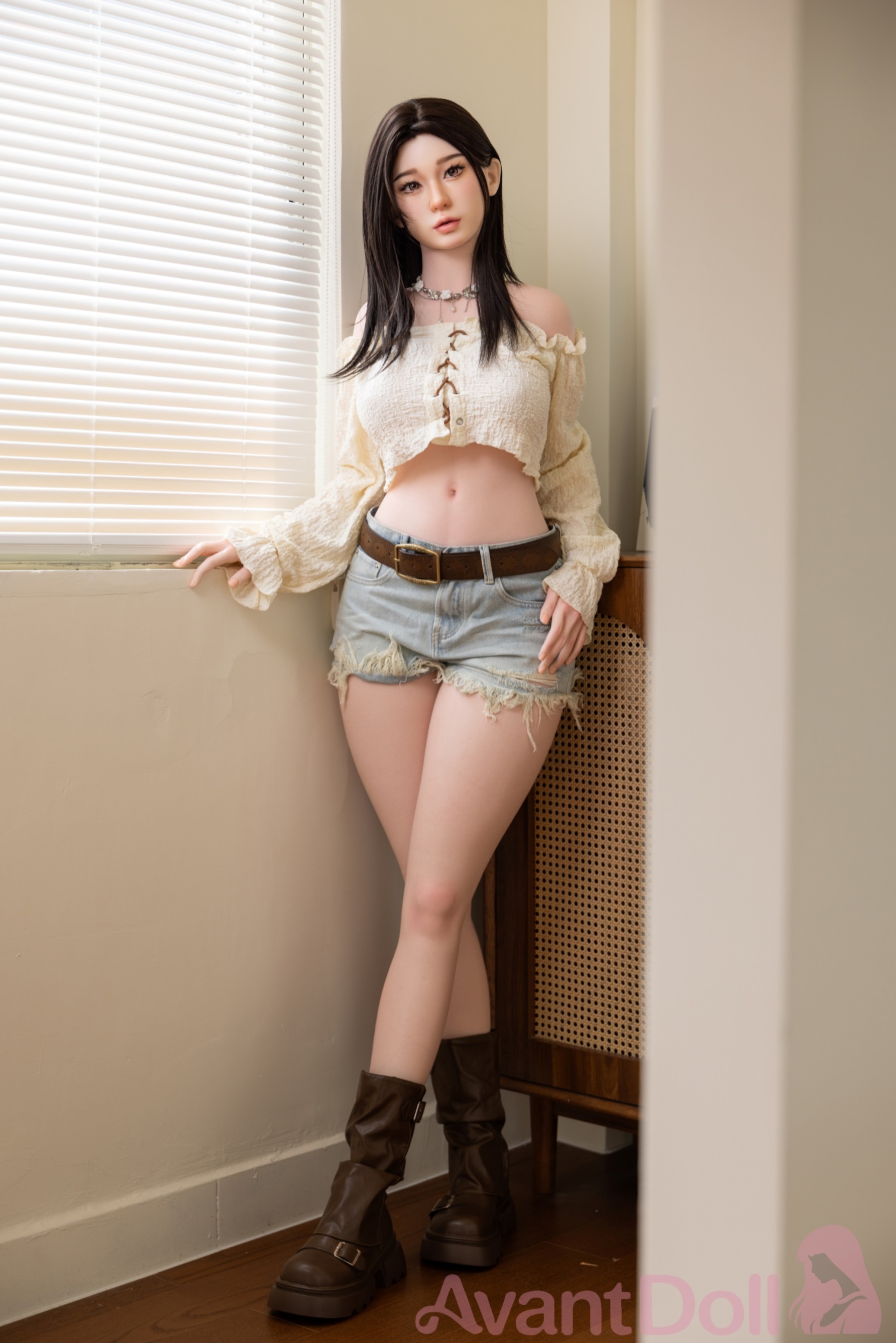 Lee Su yeon 165cm F Cup Ultra-Realistic Silicone Doll, Lifelike Skin Texture
