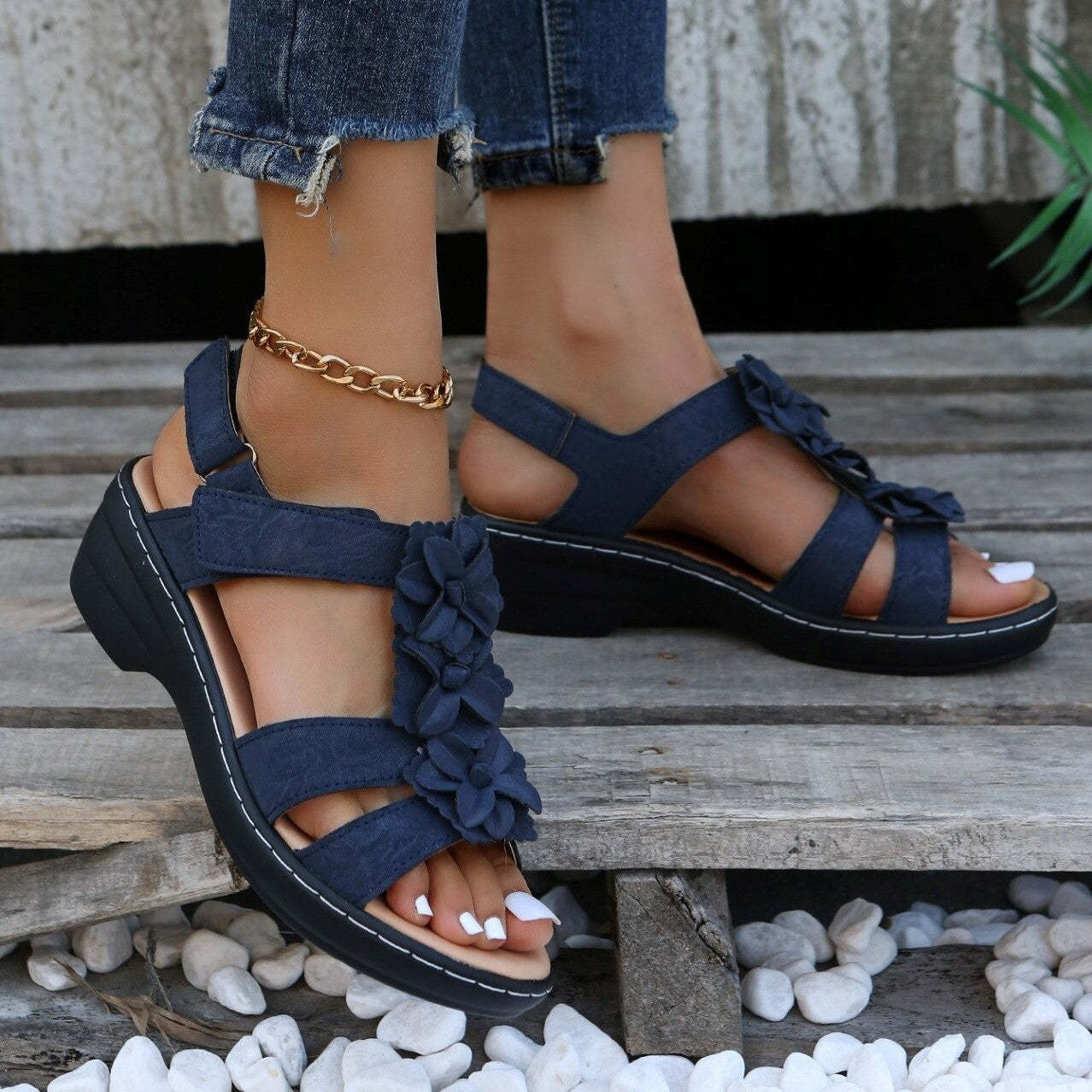 🔥 Sandalias ortopédicas de plataforma con estampado floral para mujer (verano) — Soporte para el arco — Diseño ergonómico — Ligeras y sin dolor en cada paso ✅