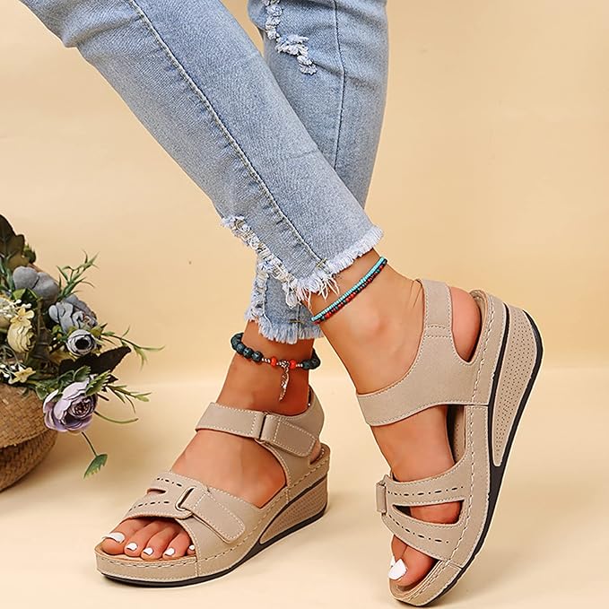 🔥 Sandalias ortopédicas de verano para mujer — Sandalias de plataforma confeccionadas en cuero ecológico, con soporte para el arco y correas ajustables de velcro para caminar con total comodidad durante todo el día: ¡dile adiós al dolor de pies! ✅