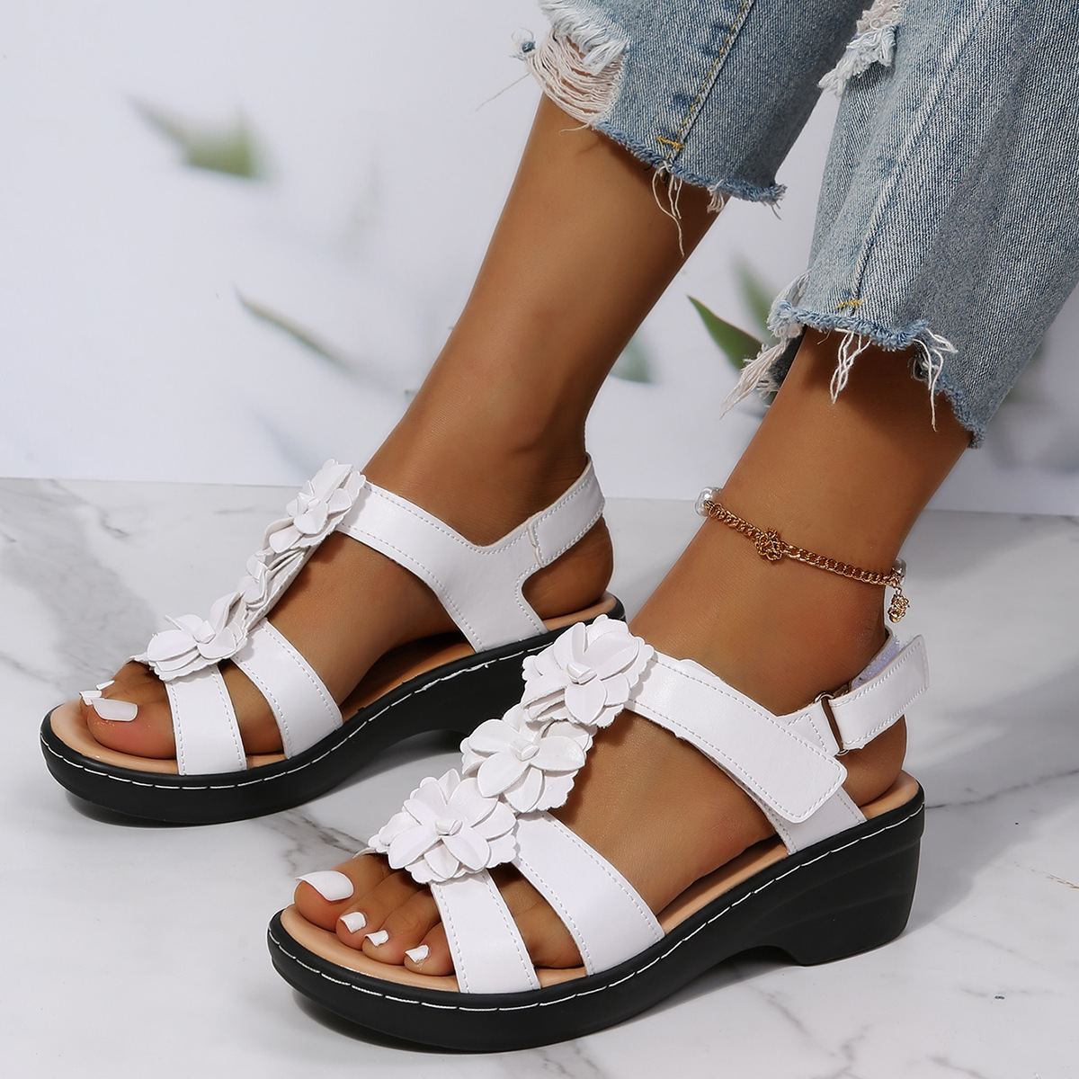 🔥 Sandalias ortopédicas de plataforma con estampado floral para mujer (verano) — Soporte para el arco — Diseño ergonómico — Ligeras y sin dolor en cada paso ✅