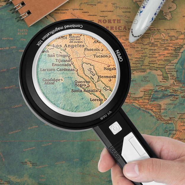 Handheld Magnifying Glass with LED Ring Light – Philatelic Loupe for Stamp Inspection & Collectible Viewing