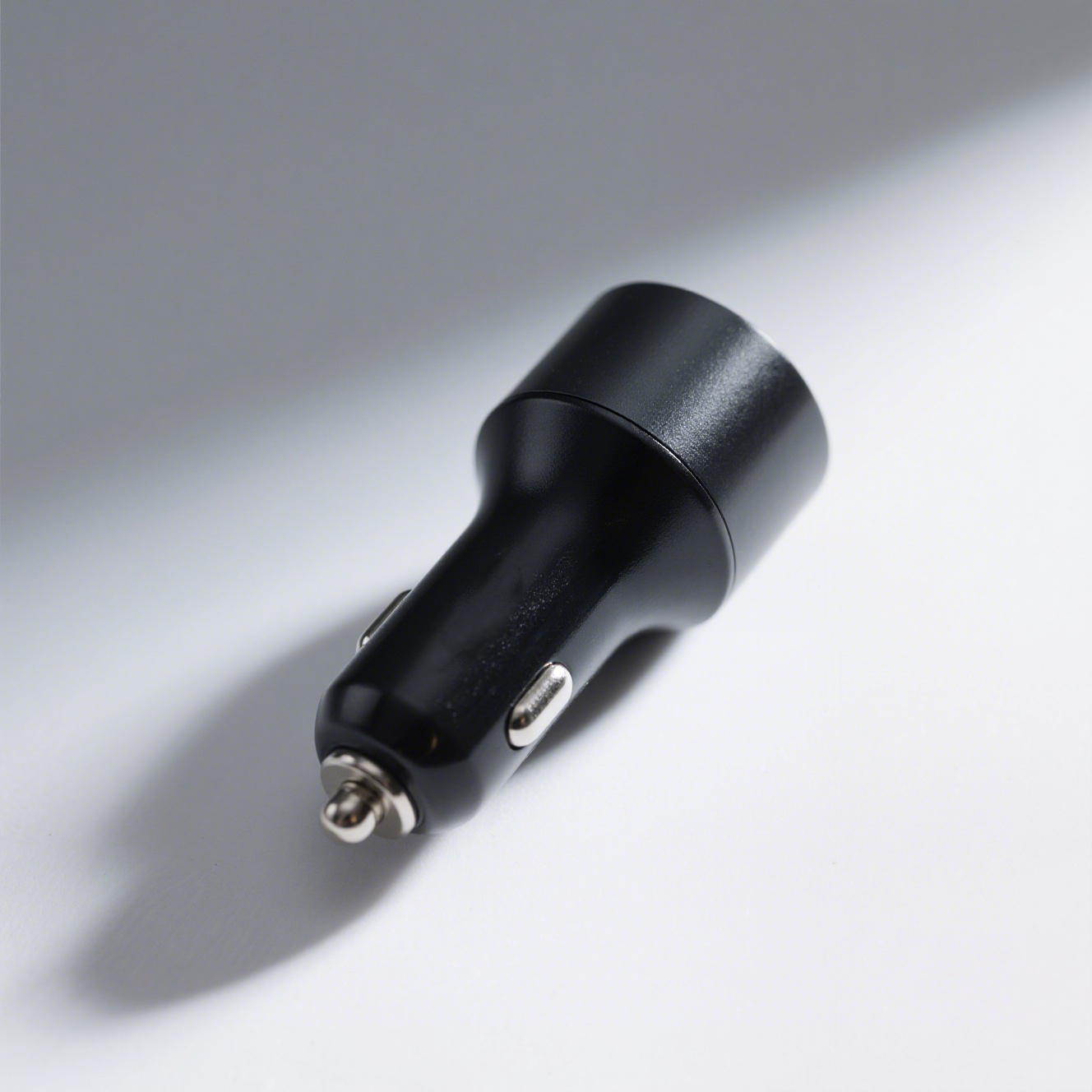 Ładowarka samochodowa