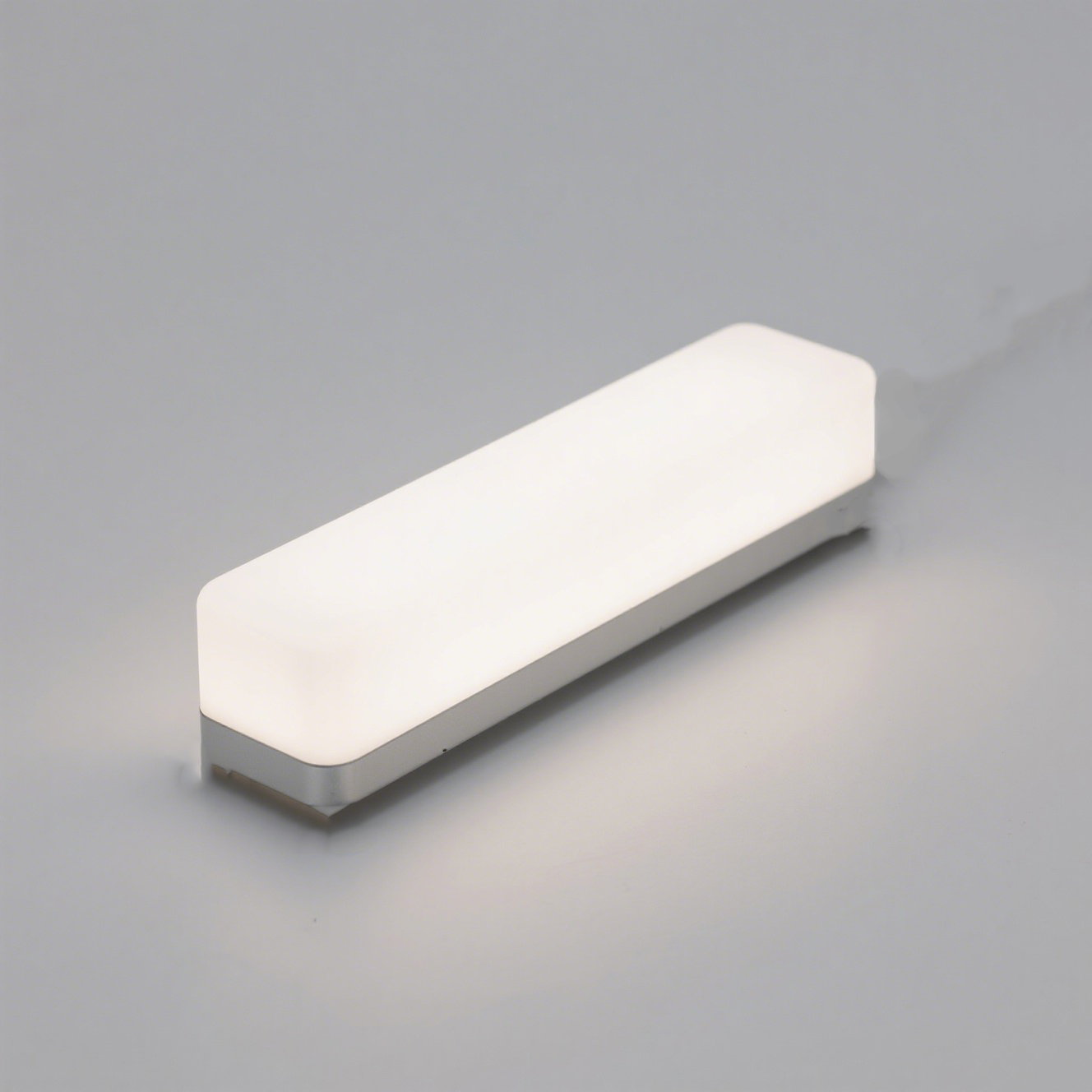 Lampka nocna do sypialni 