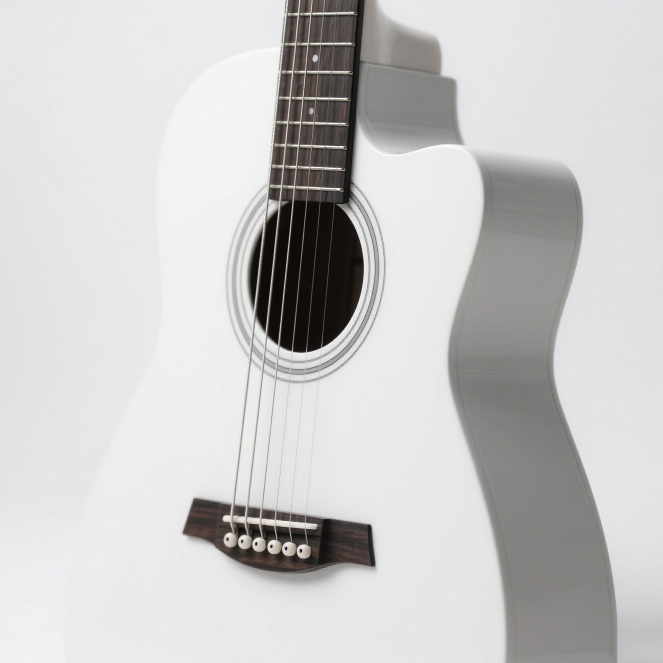 Chitară clasică din molid masiv