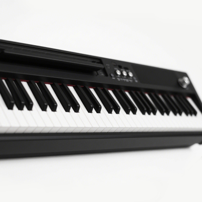 Pian electronic portabil de tip ciocan