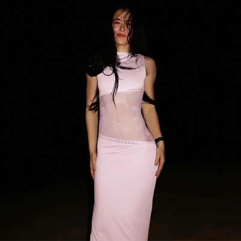 Lace backless long dress with a French-style elegance