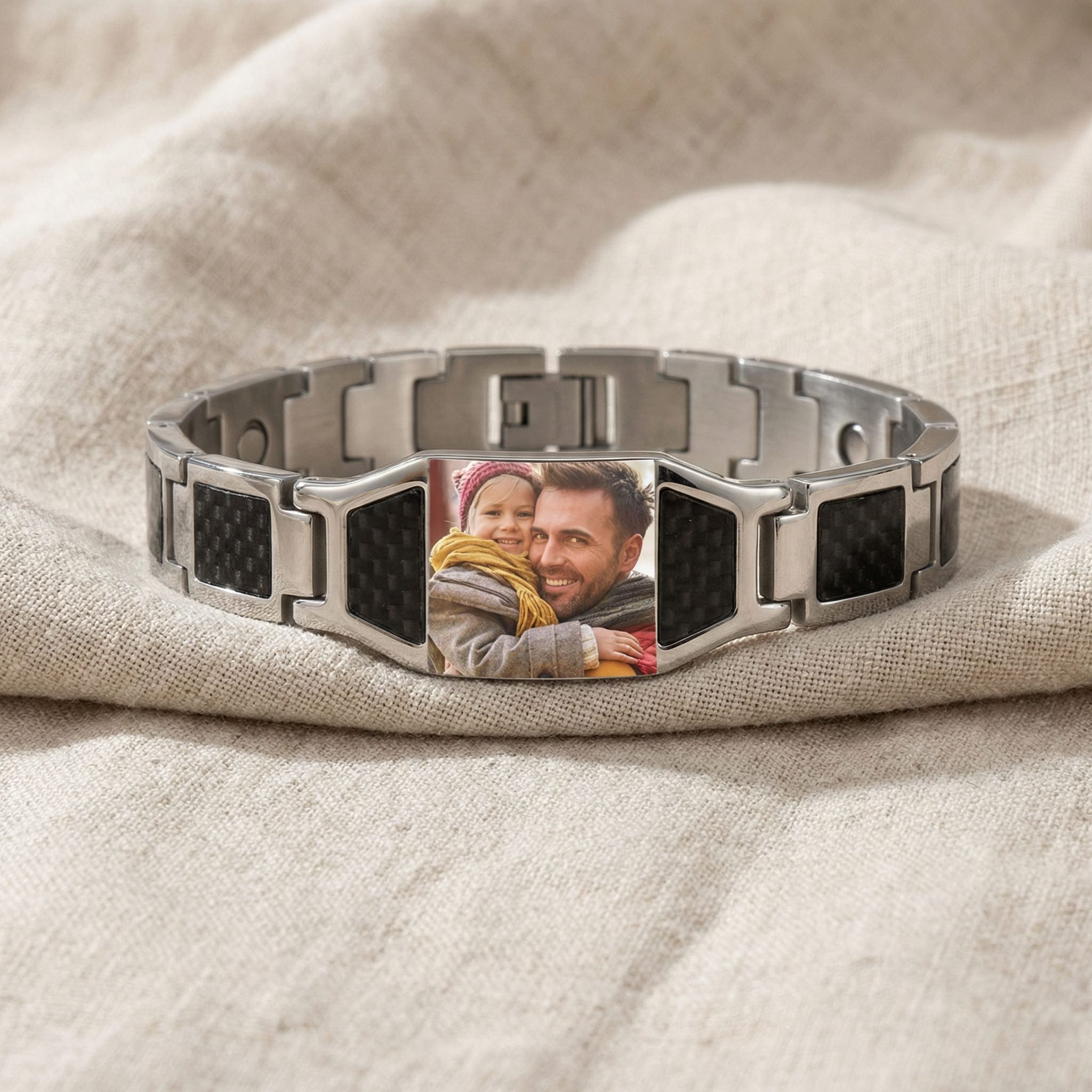 Customizable carbon fiber photo bracelet