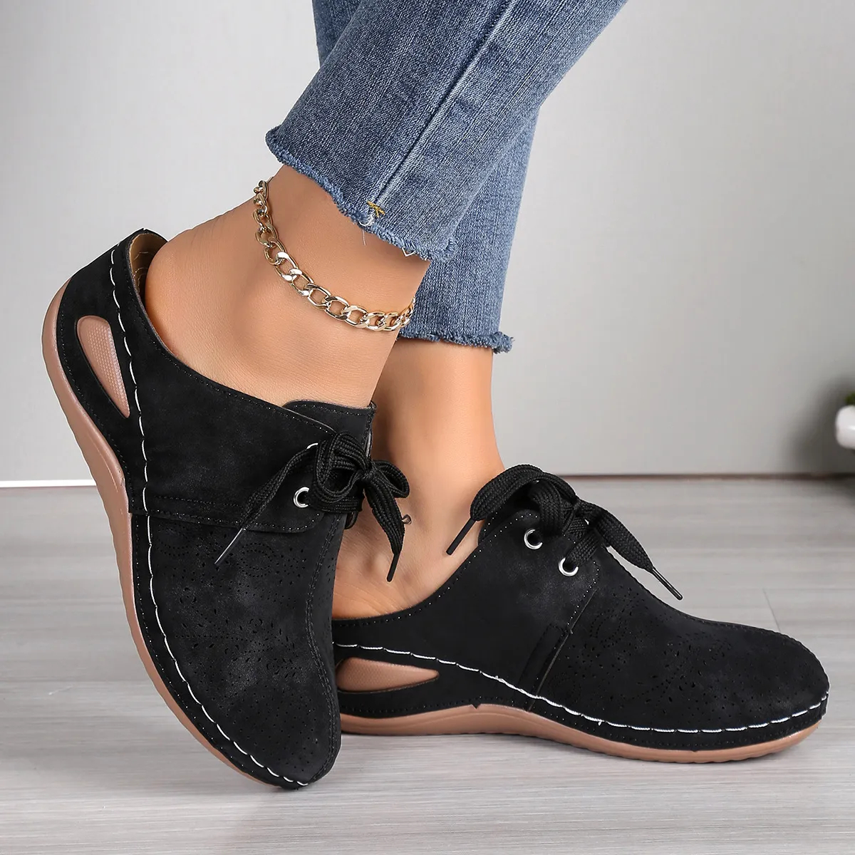 🔥Last Day! 70% Off🔥 Orthopedic Closed-Toe Sandals - Lace-up Wedge Heel Women's Sandals