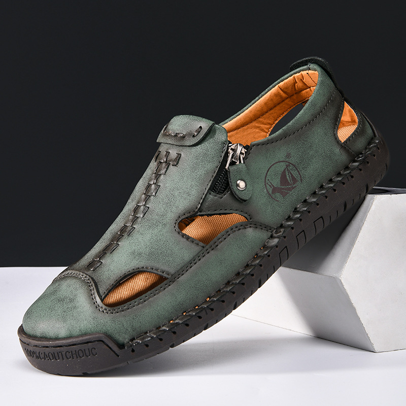 Summer New Men'S Baotou Sandals, Fashionable And Breathable Outdoor Casual Shoes, Stitched Hollow Beach Shoes