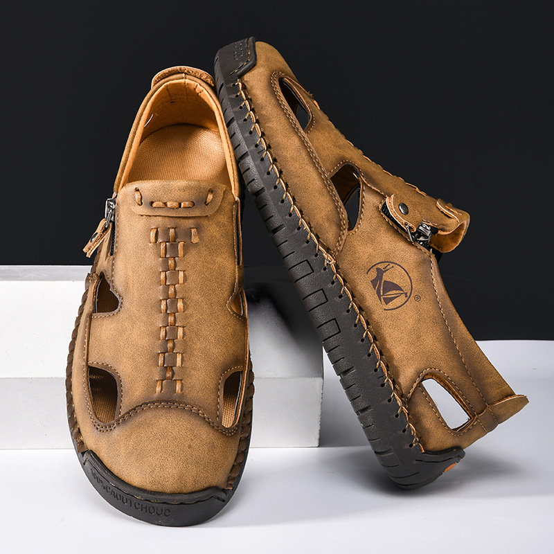 Summer New Men'S Baotou Sandals, Fashionable And Breathable Outdoor Casual Shoes, Stitched Hollow Beach Shoes