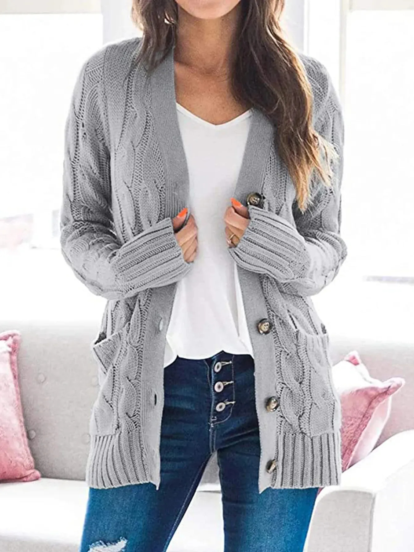 Wool Lovers’ Favorite – Women’s Wool Blend Button-Down Cardigan with Pockets