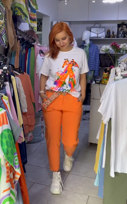 Tylko jedna sztuka w magazynie ✨Komplet koszulka i spodnie z kieszeniami