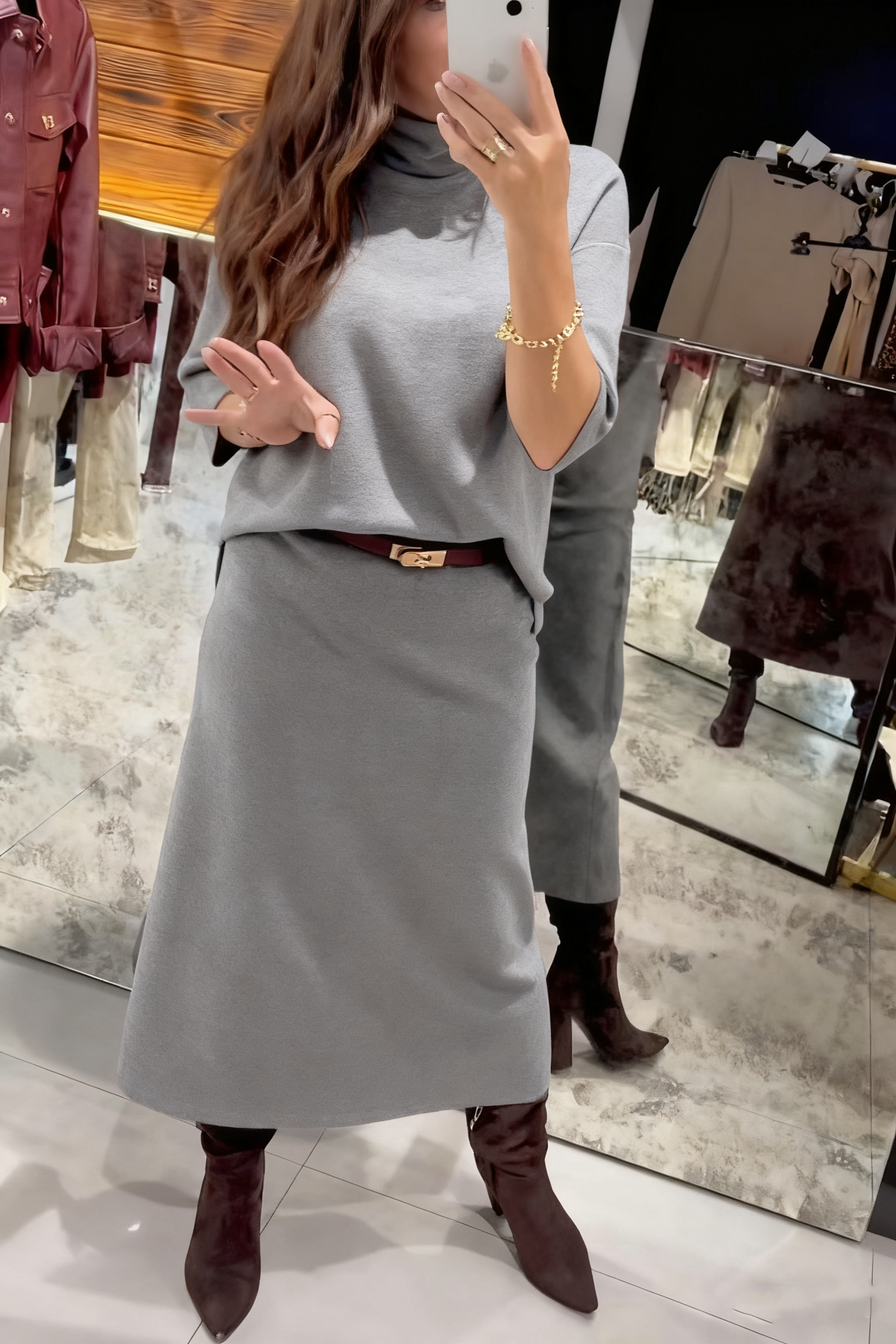 Garnitur damski klasyczny